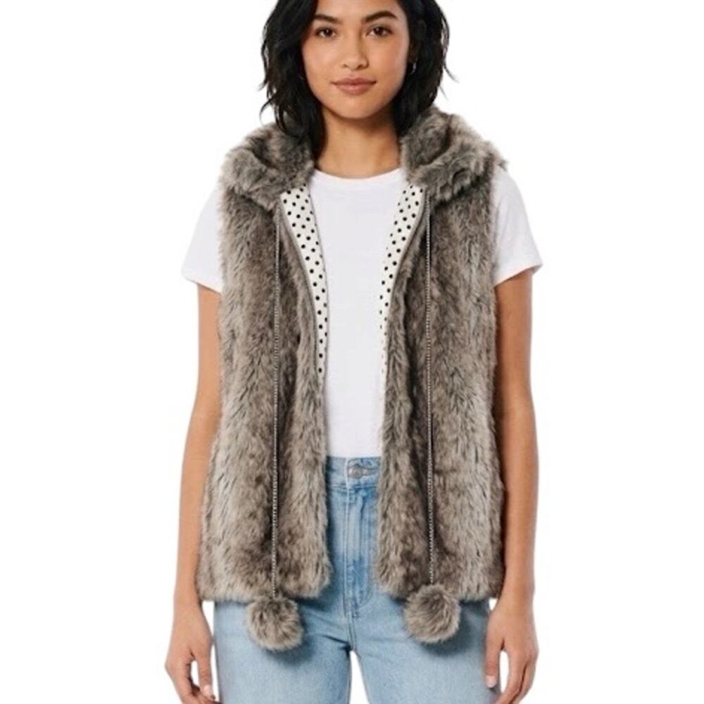 Forever 21 Brown and Tan Faux Fur Vest Size Medium